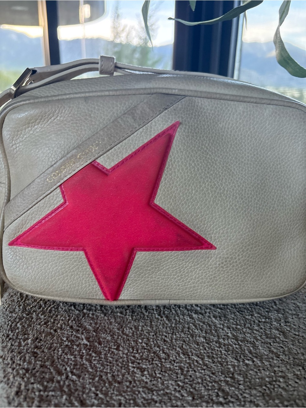 GOLDEN GOOSE PINK STAR PURSE